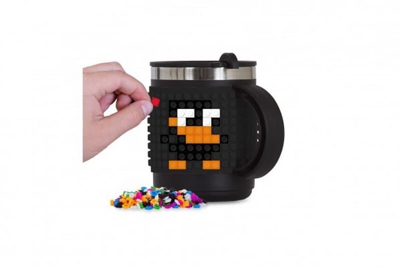 Termohrnek 440ml Pixie Crew se silikonovým panelem + pixely černá/černá