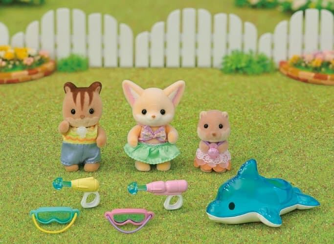 Sylvanian Families Zábava u bazénu Baby Trio