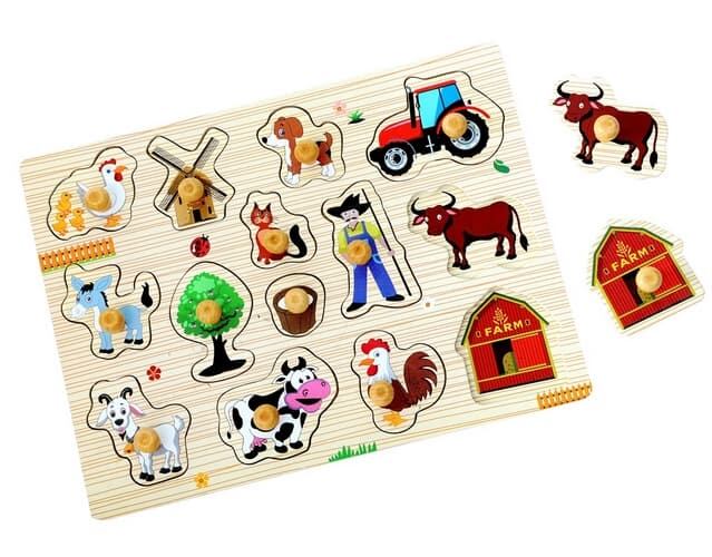 2Kids Toys Dřevěné puzzle Farma 14 dílků