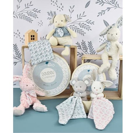 Doudou Dárková sada - Plyšový  králiček s růžovou dečkou z  BIO bavlny 15 cm