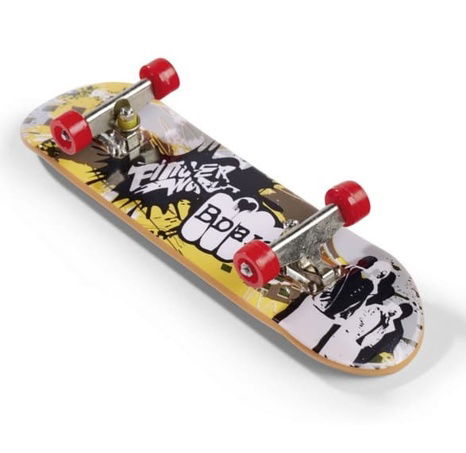 Prstový skateboard s rampou