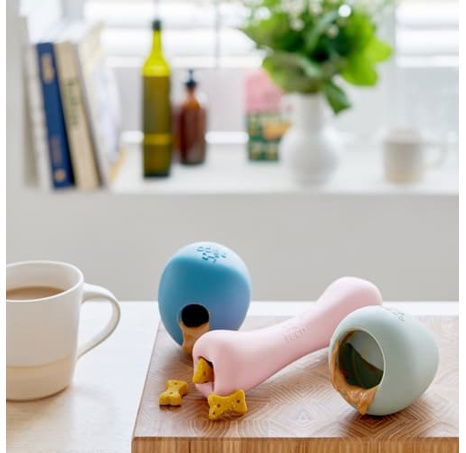 Beco Treat Bone Hračka pro psy růžová 17,5cm