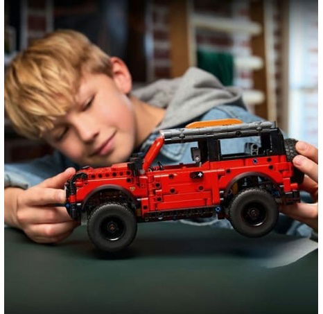 Lego Technic 42213 SUV Ford Bronco