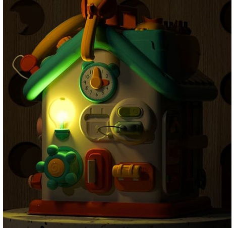 Interaktivní senzorická kostka