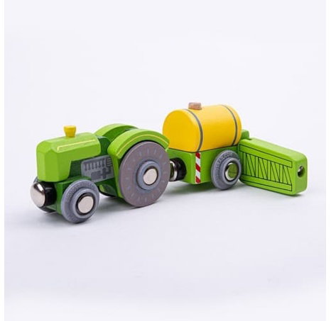 Bigjigs Rail Traktor s vlečkou zelený