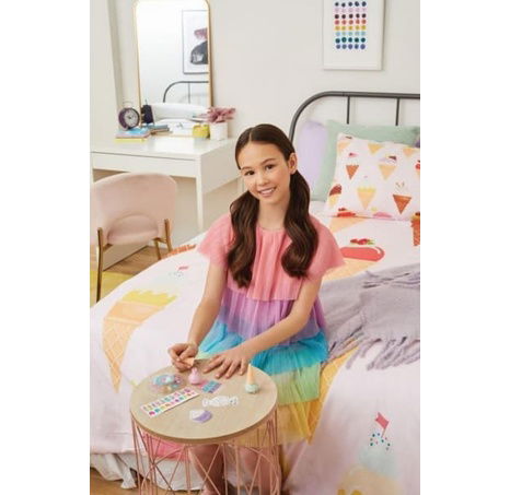 Laky na nehty se zdobením Candy