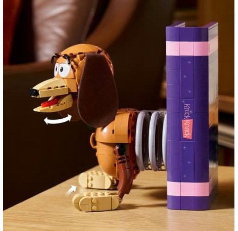 Lego Disney 43301 Knižní zarážka: Slinky z filmu Toy Story