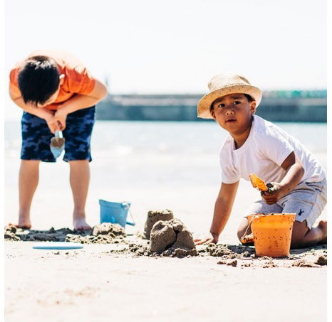 Bigjigs Toys Plážový kyblíček oranžový