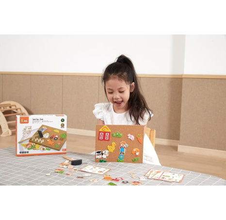 Dřevěná zatloukačka robot