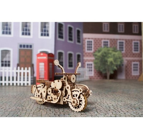 Ugears 3D dřevěné mechanické puzzle Vojenské nákladní auto