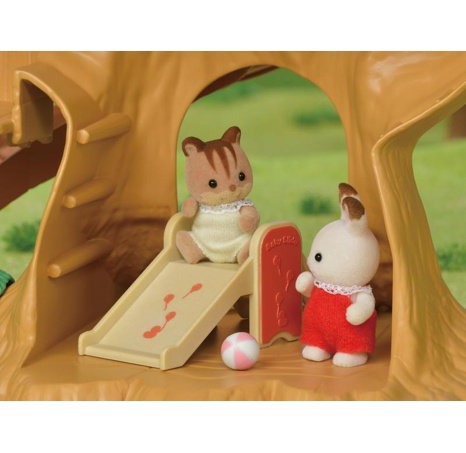 Sylvanian Families - Dobrodružný dům na stromě