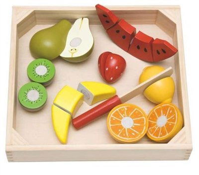 Woody Slicing auf einem Schneidebrett - Obst mit Wassermelone