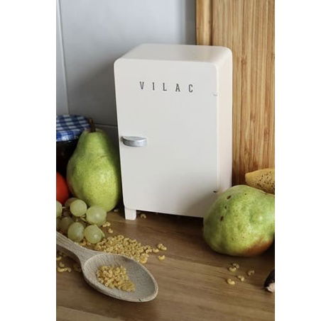 Vilac Dřevěná magnetická hra Ulož to správně! Lednička