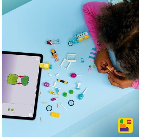 LEGO® Friends 42692 Stánek se zmrzlinou a balónky