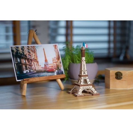 Ugears 3D dřevěné mechanické puzzle Eiffelova věž
