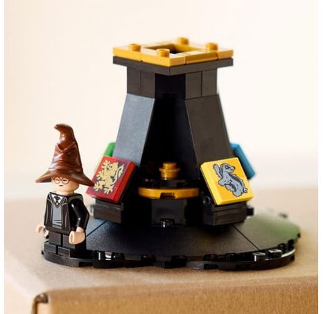 Lego 76429 Mluvící Moudrý klobouk