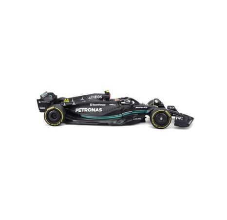 Bburago - RACE F1 v dekorativním boxu, Mercedes-AMG Petronas W14 E (2023), #44 Lewis Hamilton, 1:24