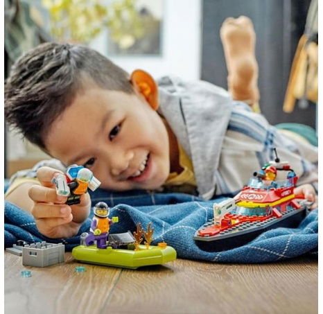 LEGO® City 60373 Hasičská záchranná loď a člun