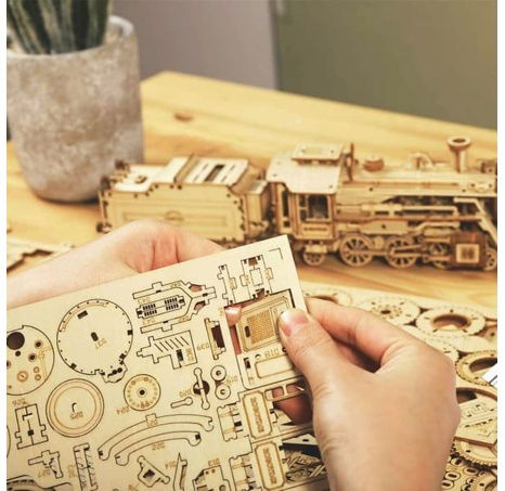 RoboTime dřevěné 3D puzzle Parní lokomotiva