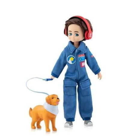 Lottie Finn bei einem Spaziergang