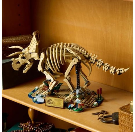 Lego 77985 Dinosauří fosilie: Triceratops