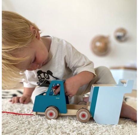 Small Foot Tahací auto sklápěč