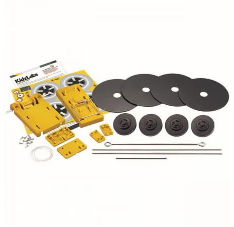 Auto z pasti na myši