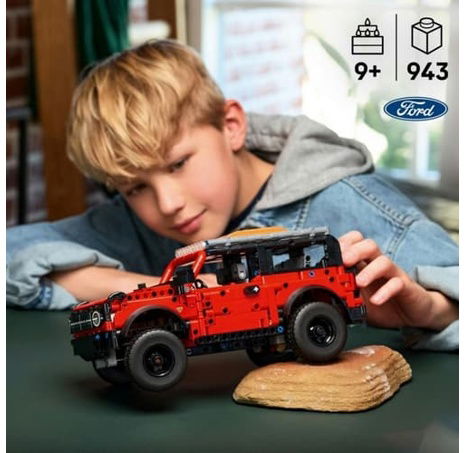 Lego Technic 42213 SUV Ford Bronco