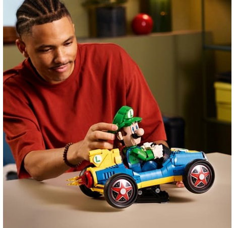 Lego Super Mario 72050 Mario Kart™ – Luigi a Mach 8