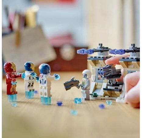 LEGO® 76288 -  Iron Man a Železná legie vs. voják Hydry